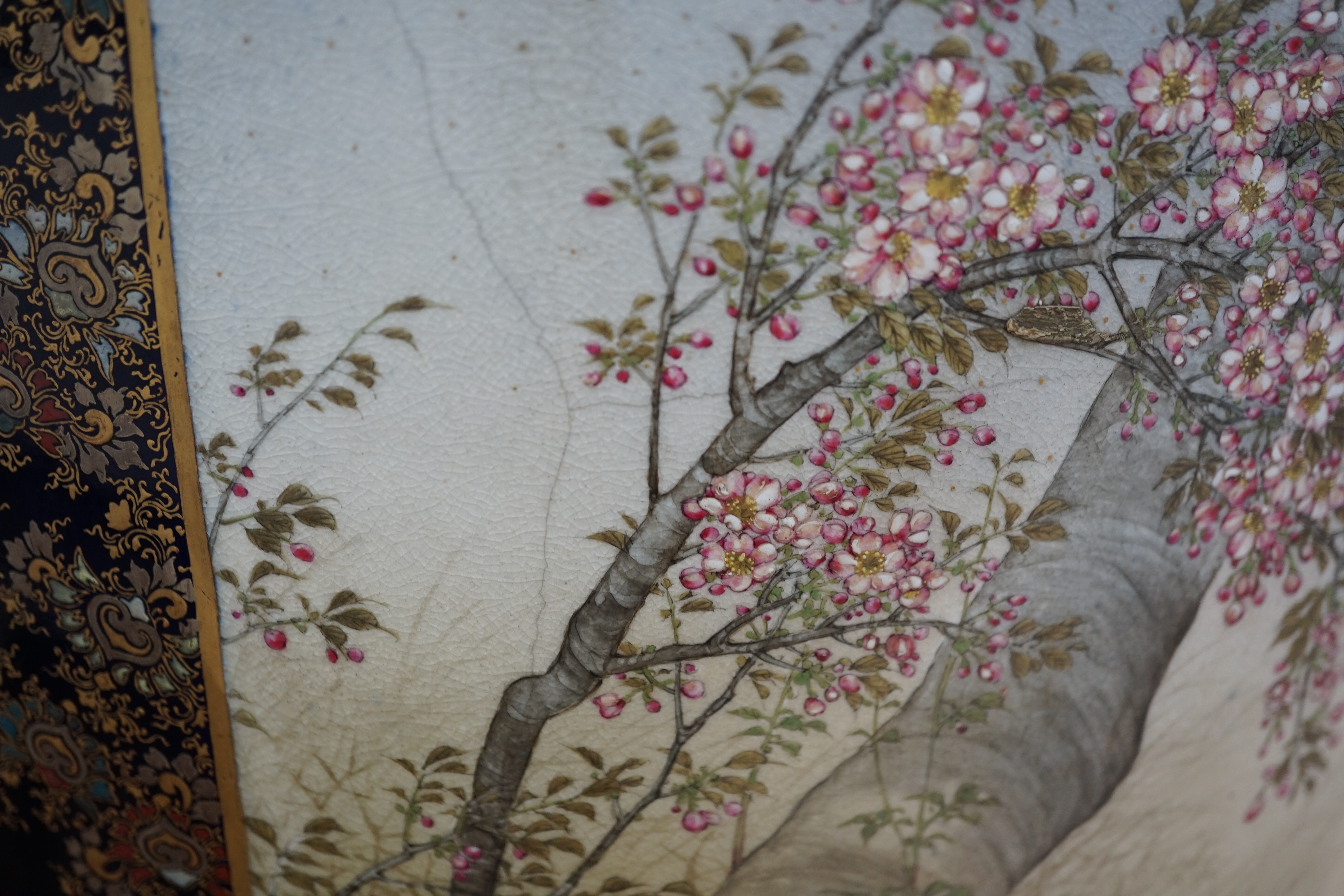 An exhibition size Japanese Satsuma pottery vase, by Kinkozan, Meiji period, star crack to one side